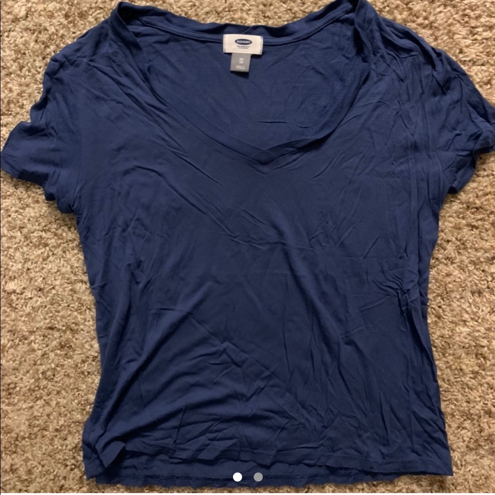 Old navy blue v-neck relaxed fit tee